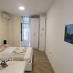 Studenti Studio's Appartamento Tirana