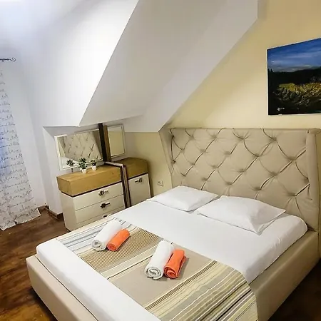 Lejlighed Studenti Studio's Tirana